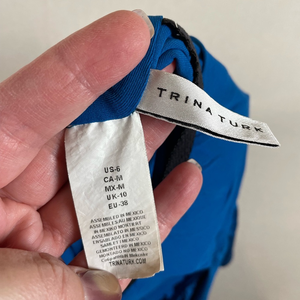 Trina Turk Blue Off Shoulder One Piece Swimsuit Womens 6 Ruffle - Picture 8 of 8